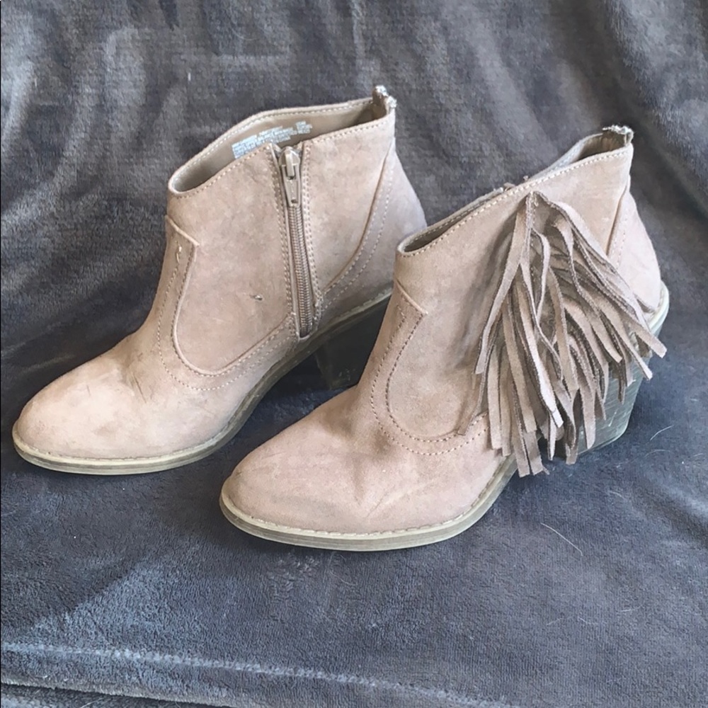 Heeled boots.